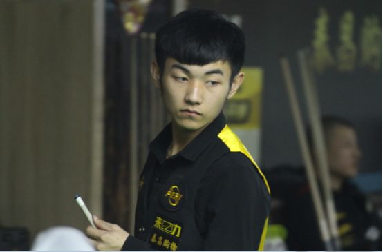 他经常因为 他经常因为