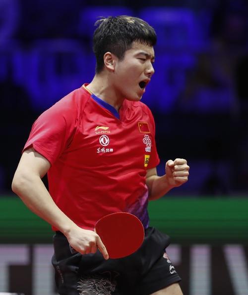 射门之间切 射门之间切