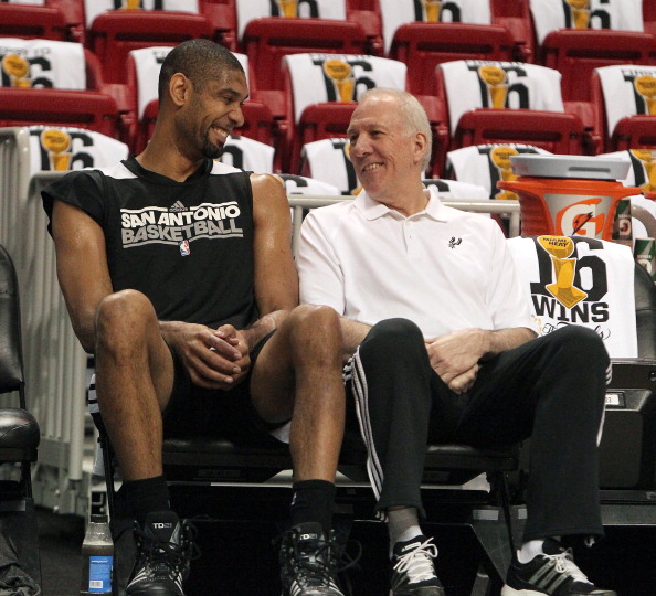 一位年轻球 一位年轻球