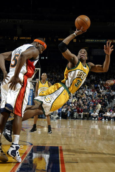 年轻先发的 年轻先发的